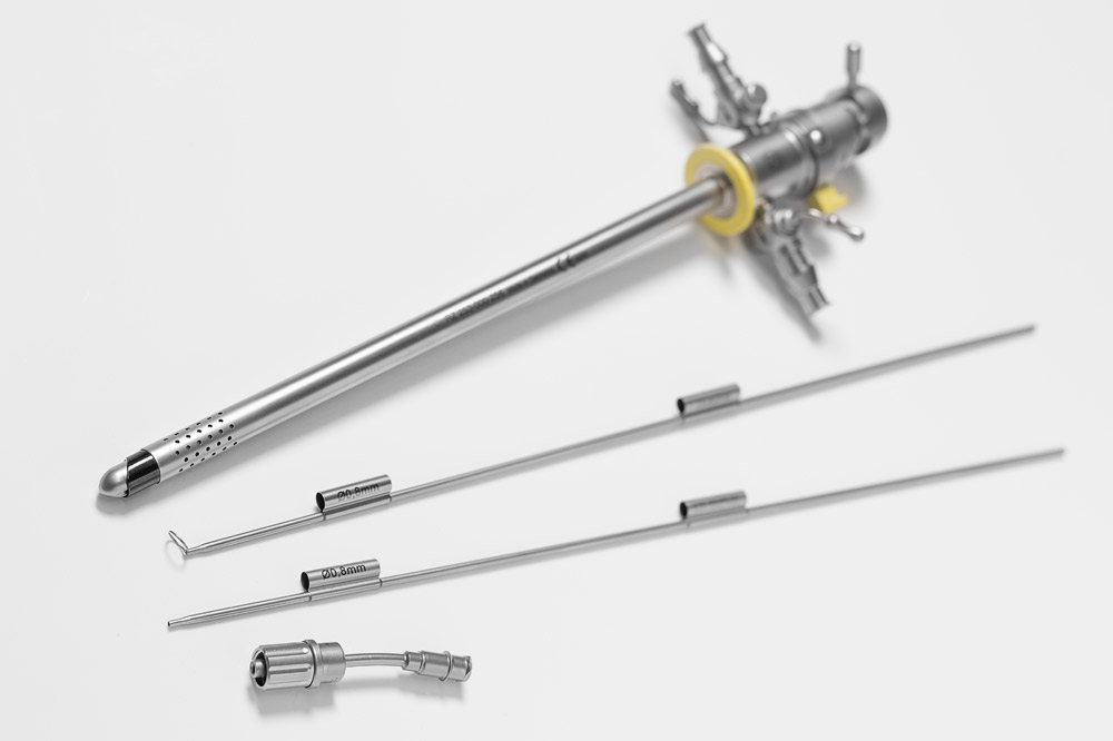 Laser resectoscope shaft and laser guide rods
